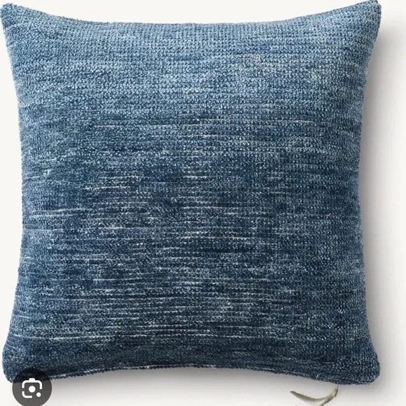 Pair of RESTORATION HARDWARE HAND-KNOTTED MÉLANGE PILLOW NEW W/O tags sold out - Picture 2 of 2